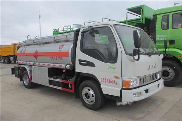 江淮4.2方加油車