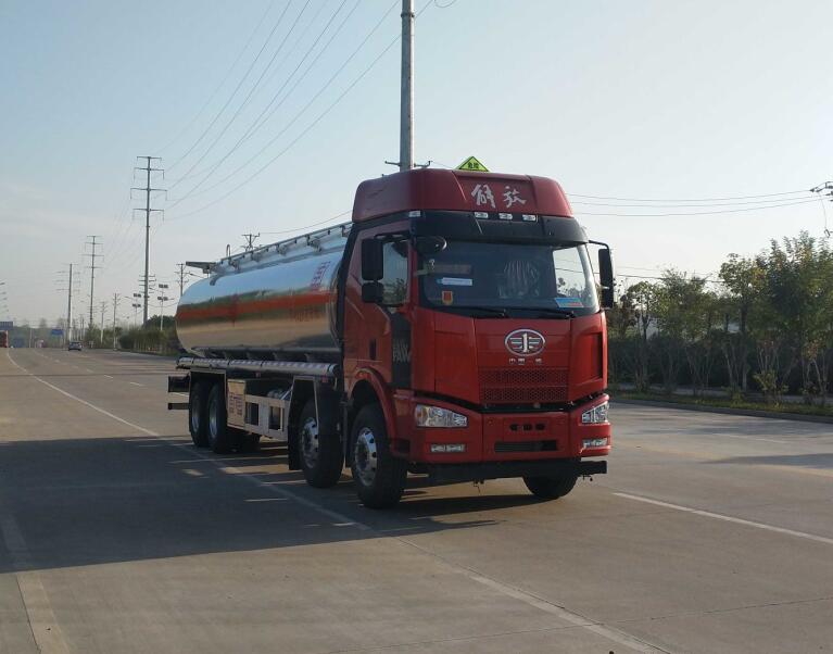 解放J6前四后八鋁合金運油車(介質:柴油)27立方米